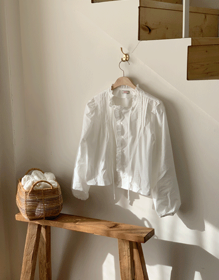 당일발송✨ Fever blouse (2color)